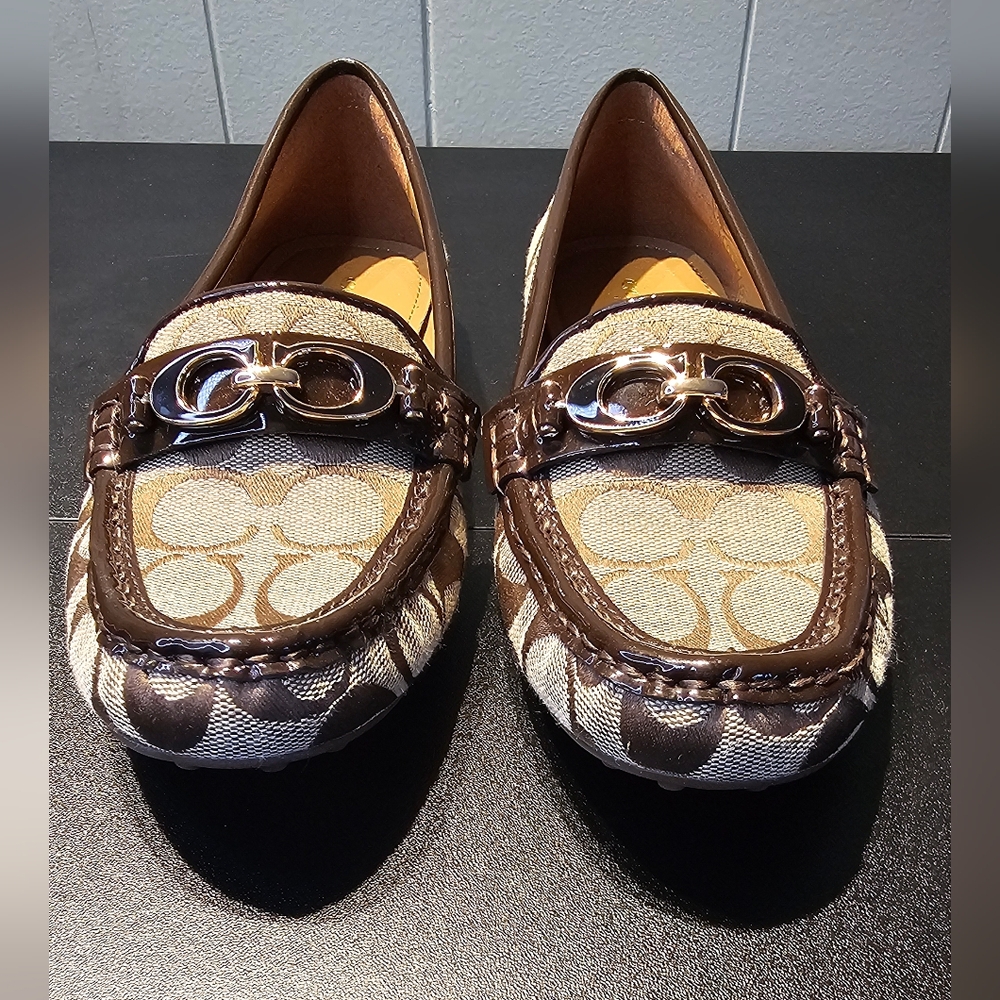 COACH WOMEN’S TAN FORTUNATA MONOGRAM JACQUARD HORSEBIT LOAFERS SIZE 7 - Picture 4 of 14